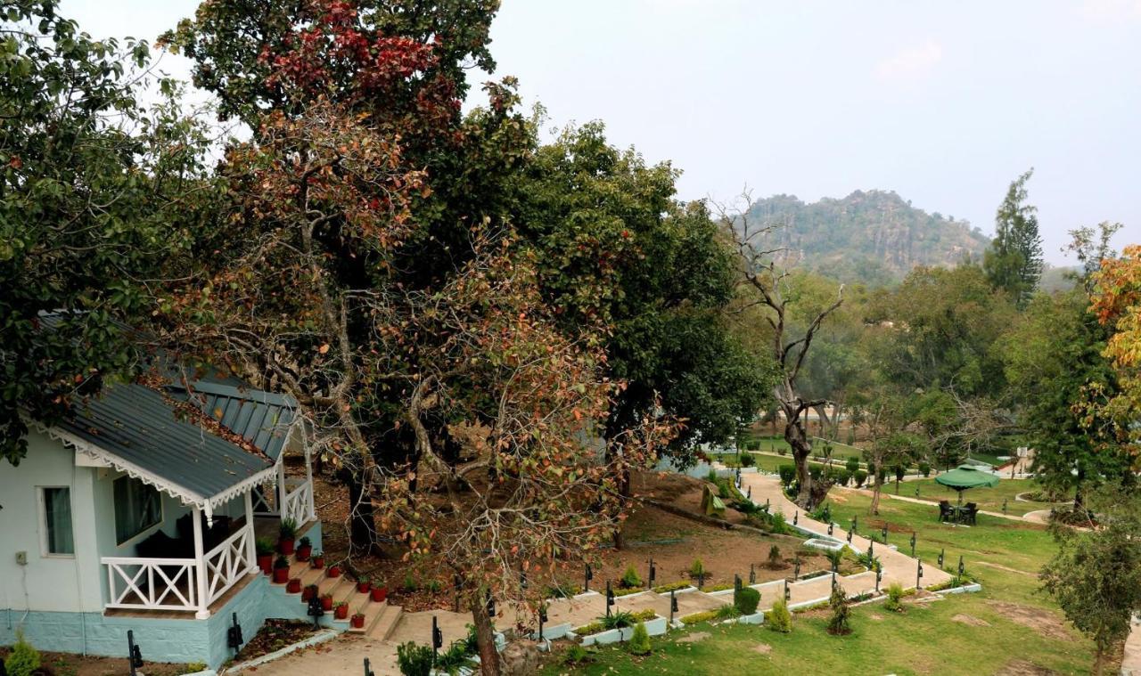 Greendale Resort Pachmarhī Buitenkant foto