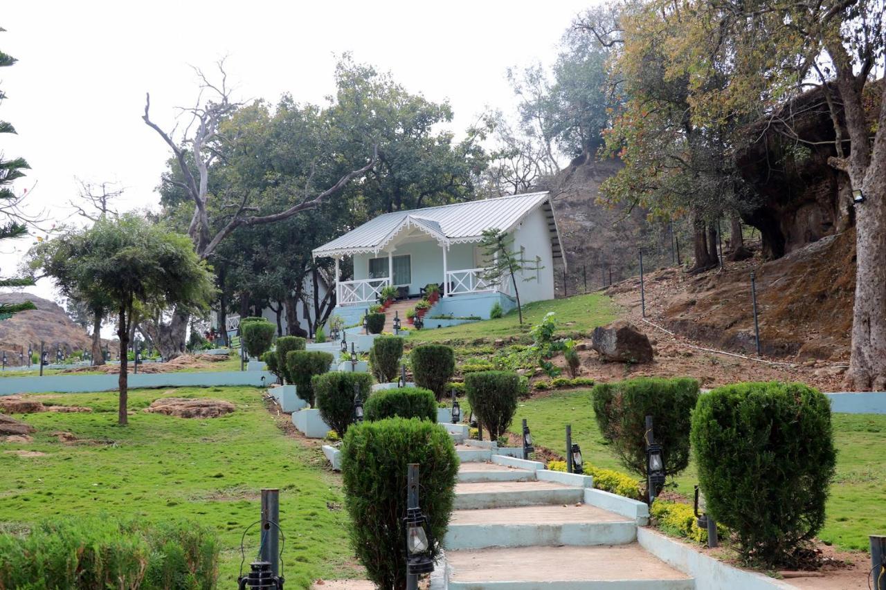 Greendale Resort Pachmarhī Buitenkant foto