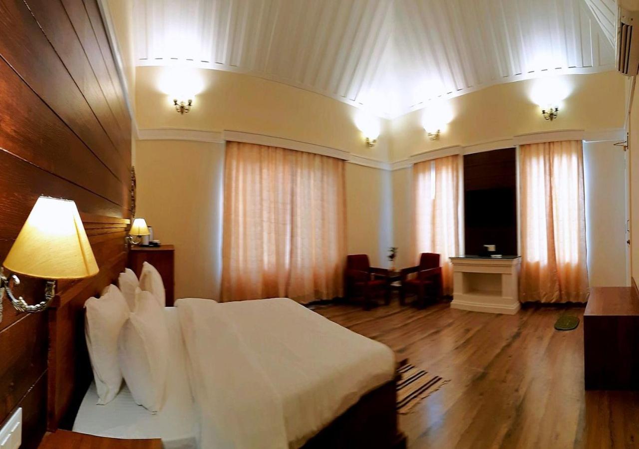 Greendale Resort Pachmarhī Buitenkant foto