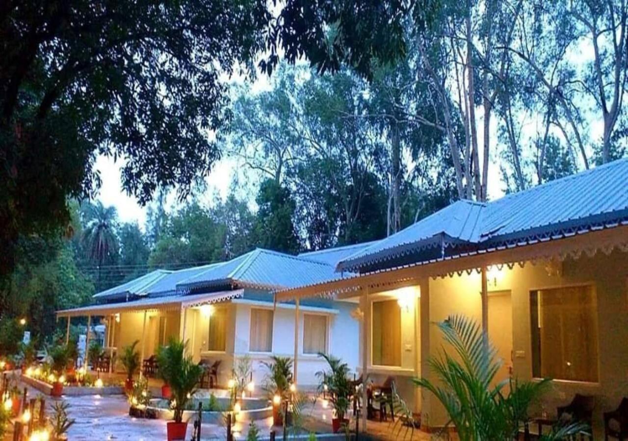Greendale Resort Pachmarhī Buitenkant foto