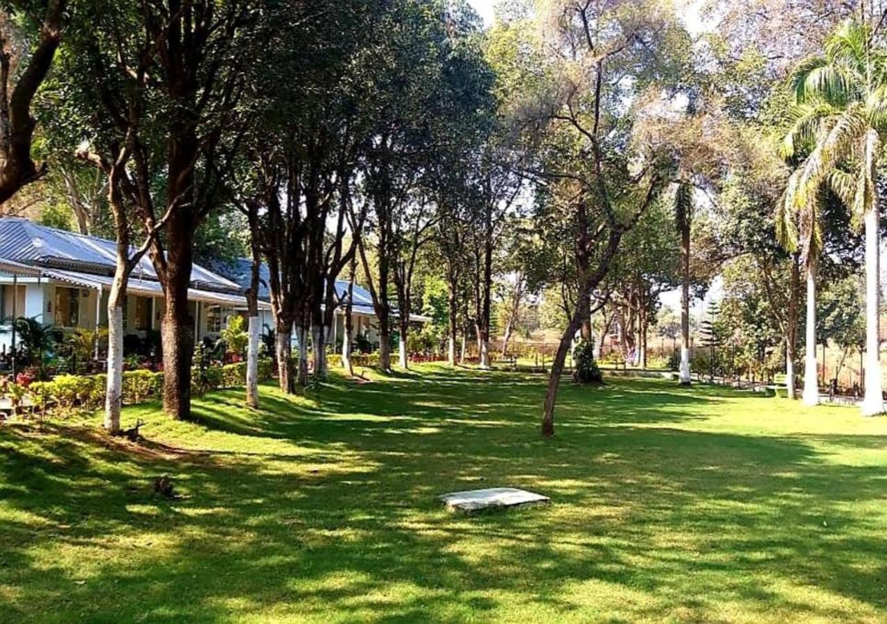 Greendale Resort Pachmarhī Buitenkant foto