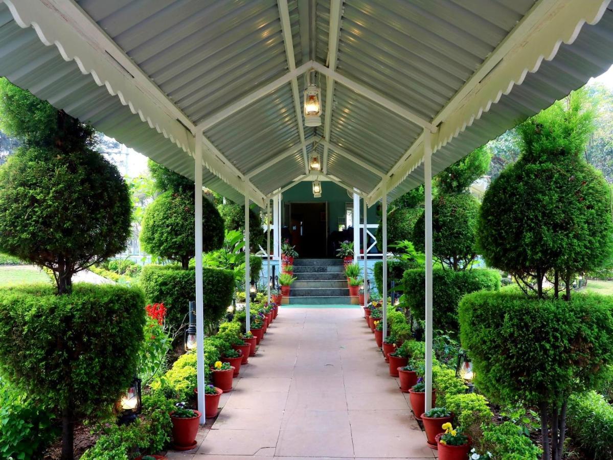 Greendale Resort Pachmarhī Buitenkant foto