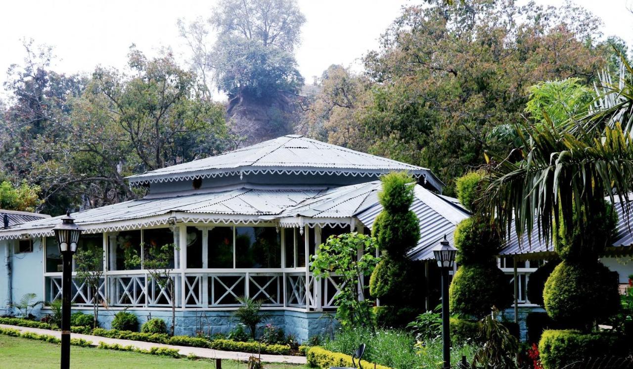 Greendale Resort Pachmarhī Buitenkant foto