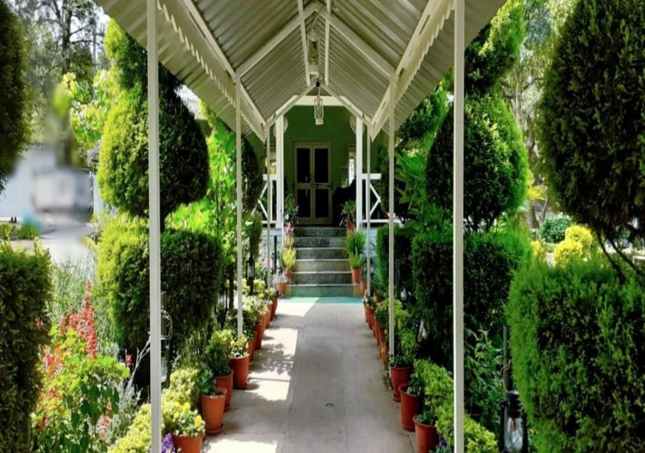 Greendale Resort Pachmarhī Buitenkant foto